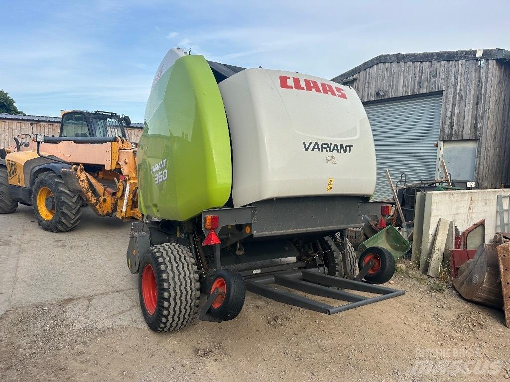 CLAAS Variant 360 Rituļu preses