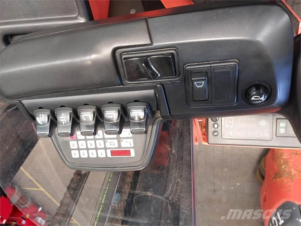 Toyota FRE270 Četru virzienu krāvēji