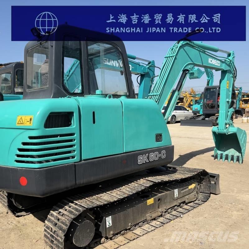 Kobelco SK 60 Kāpurķēžu ekskavatori