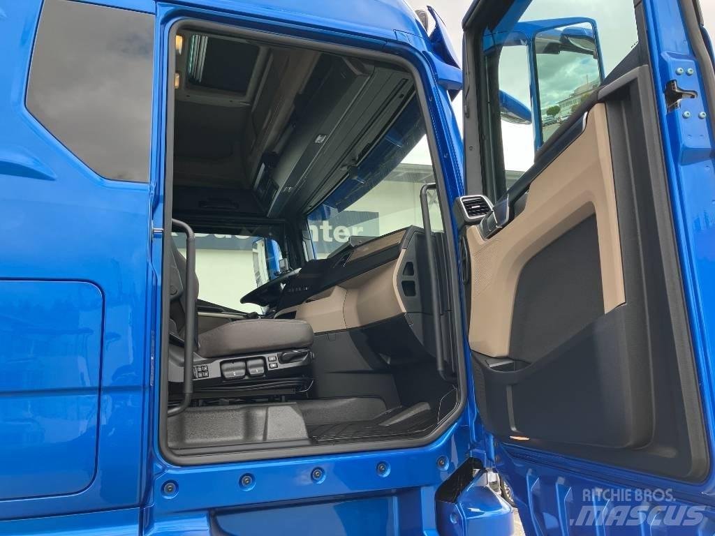 MAN TGX 26.510 Treileri ar āķi