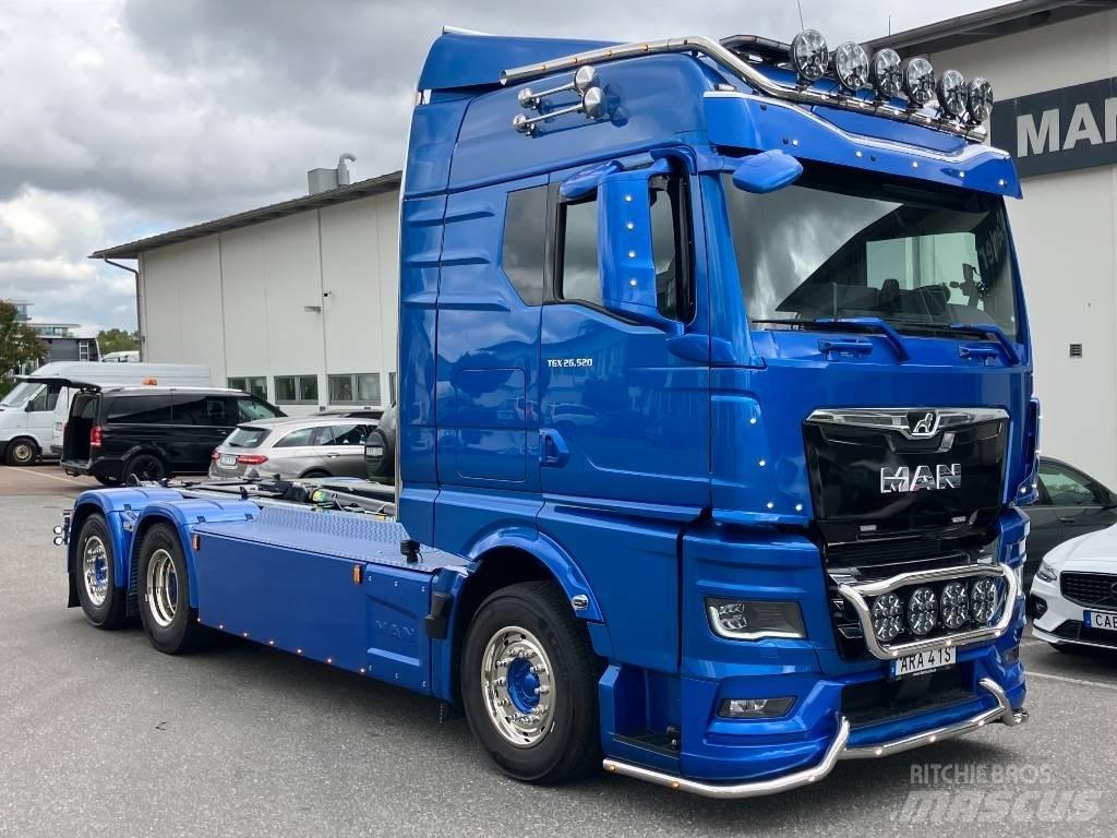MAN TGX 26.510 Treileri ar āķi
