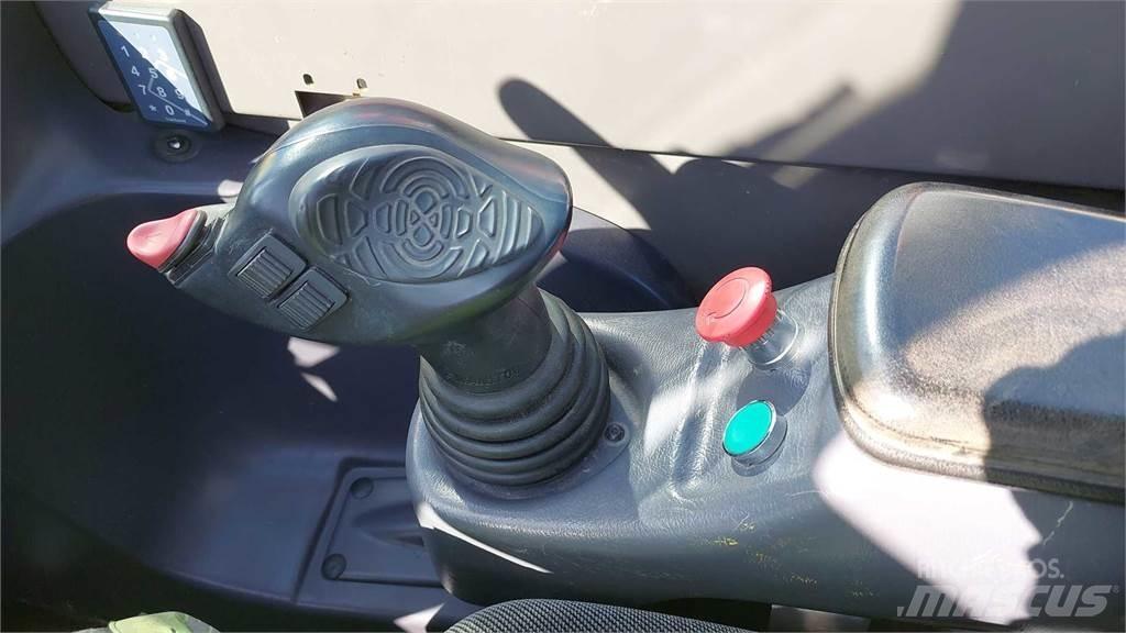 Manitou MT1440P Teleskopiskie manipulatori