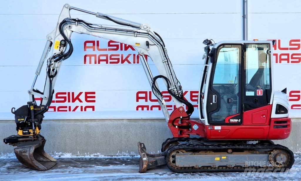 Takeuchi TB 250 Mini ekskavatori < 7 t