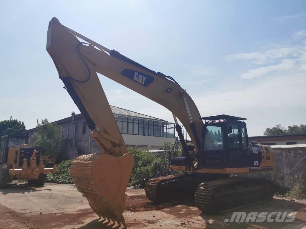CAT 325DL Kāpurķēžu ekskavatori