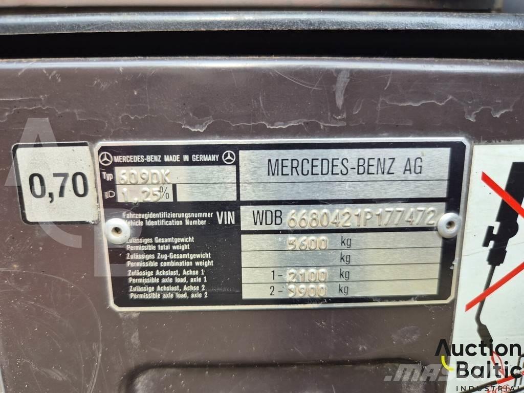 Mercedes-Benz 609 Pašizgāzējs