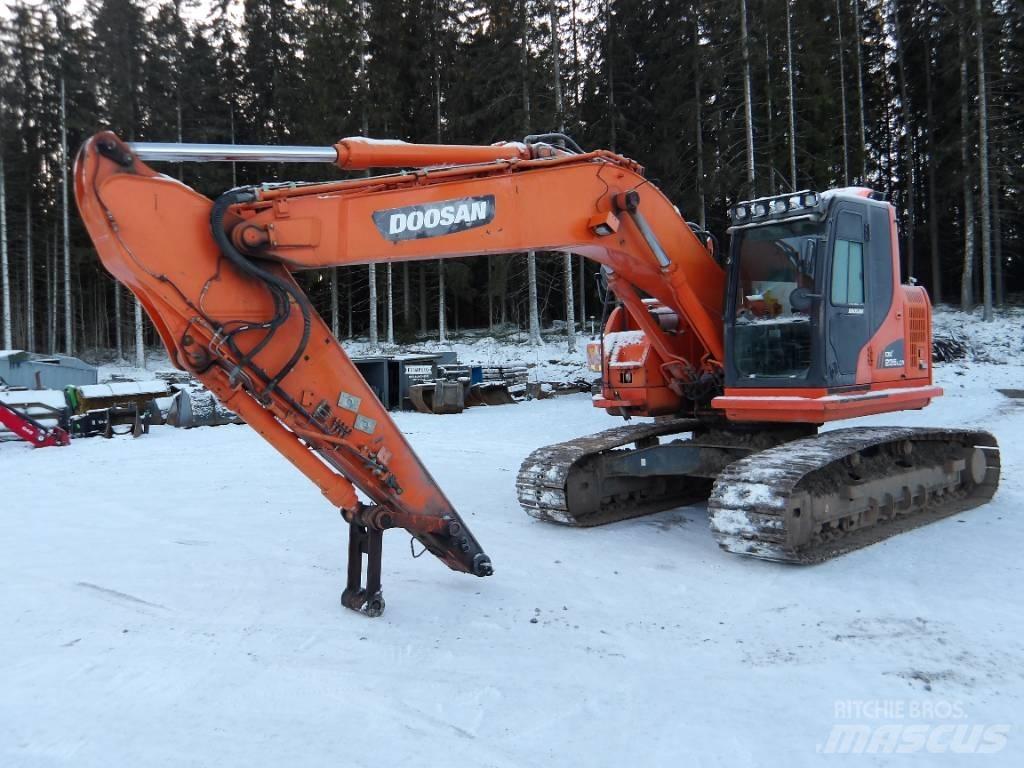 Doosan DX 235 LCR Kāpurķēžu ekskavatori
