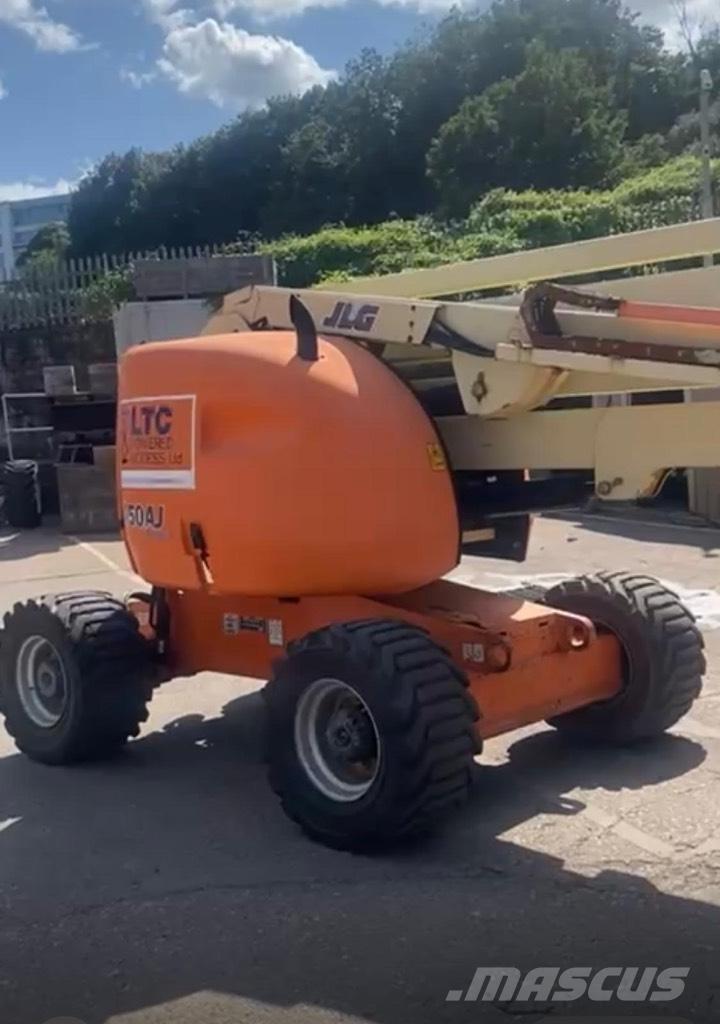 JLG AJ450 Strēles pacēlāji