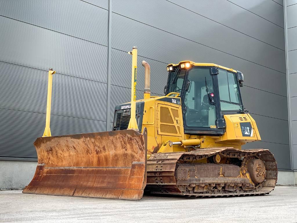 CAT D6K Kāpurķēžu buldozeri
