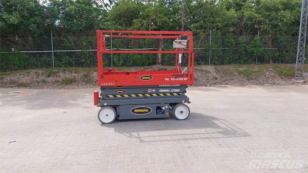 SkyJack SJIII4620 Šķerveida pacēlāji