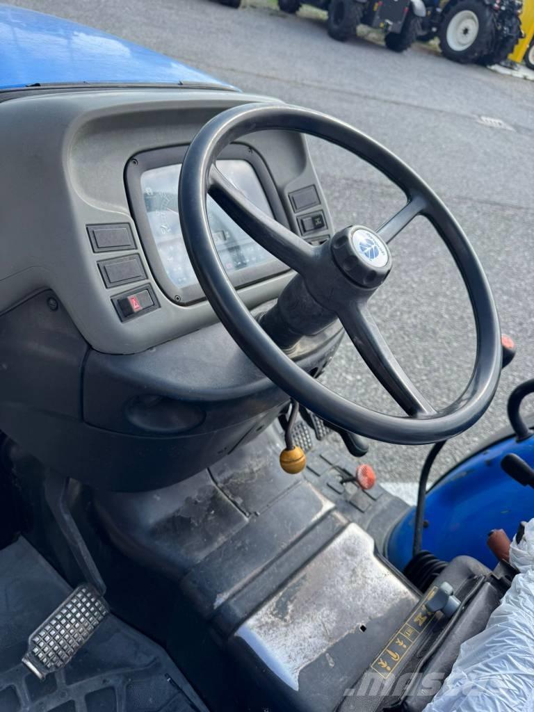 New Holland TN75 NA Traktori