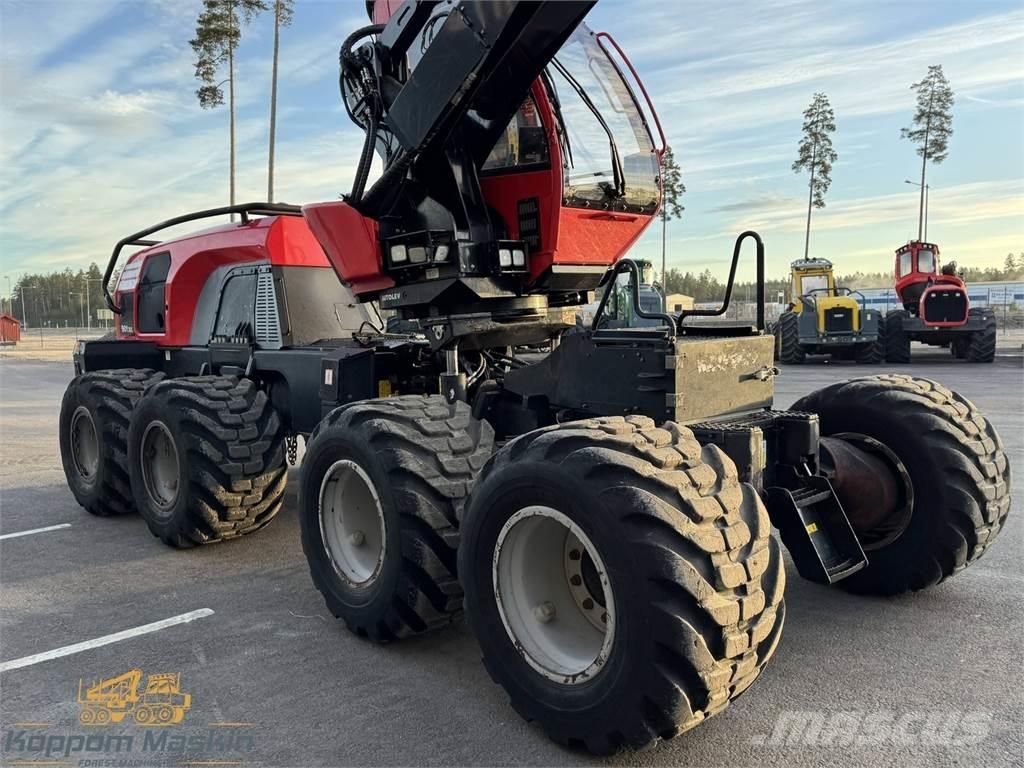 Komatsu 901XC Harvesteri