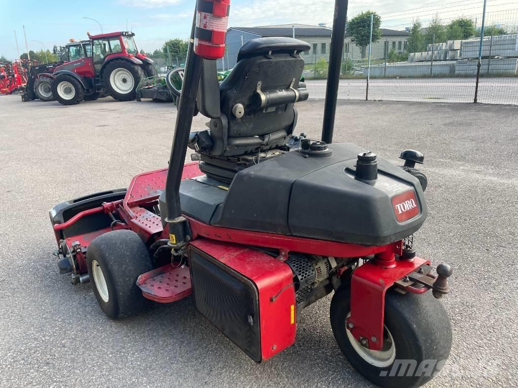 Toro GR3250 Mauriņa traktors