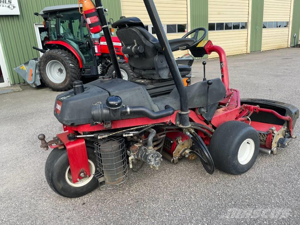 Toro GR3250 Mauriņa traktors