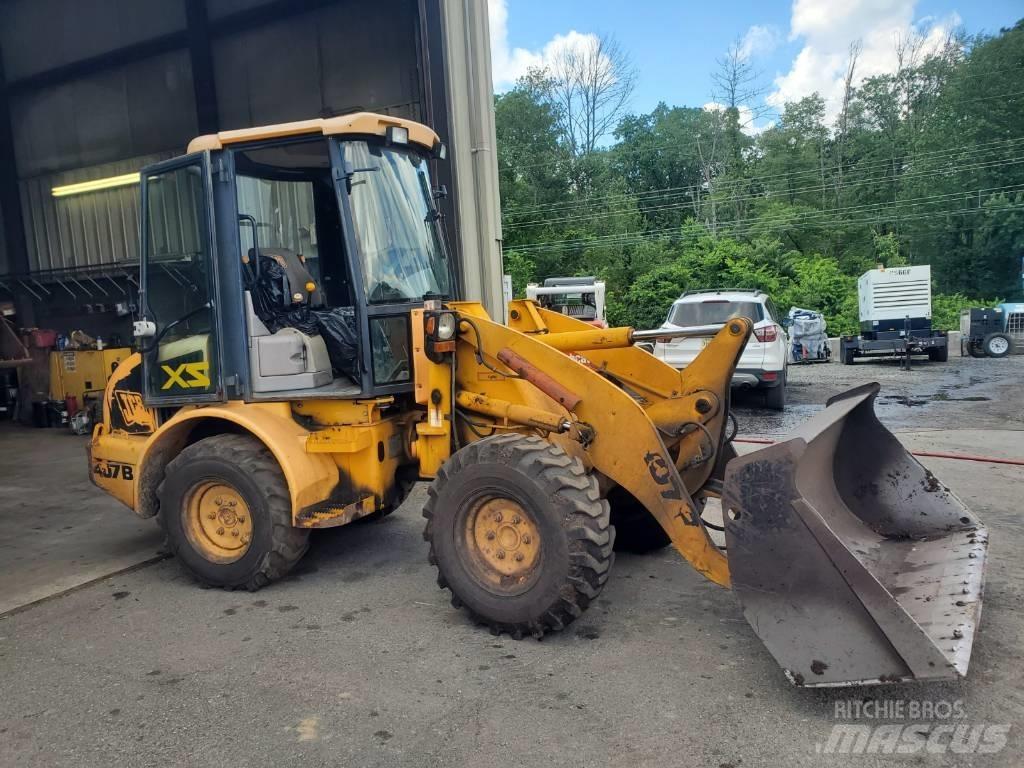 JCB 407 B Iekrāvēji uz riteņiem