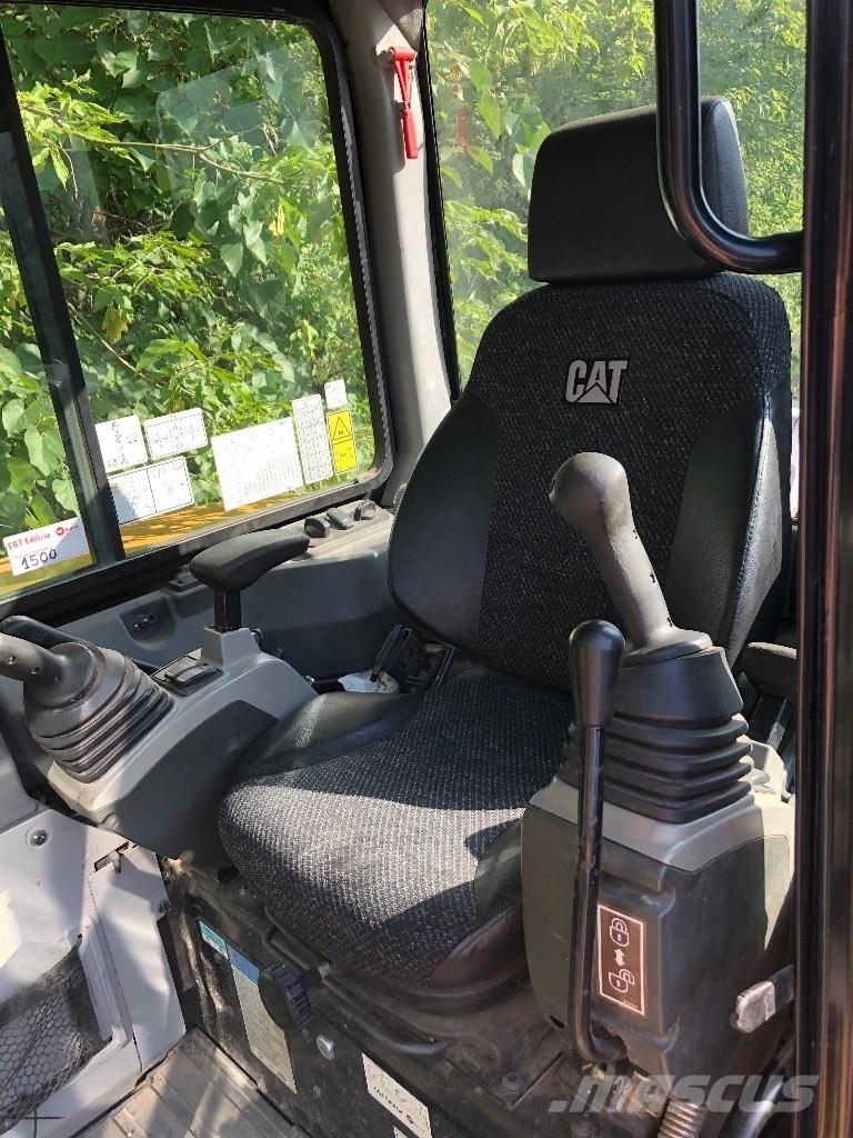 CAT 305 E2 CR Mini ekskavatori < 7 t