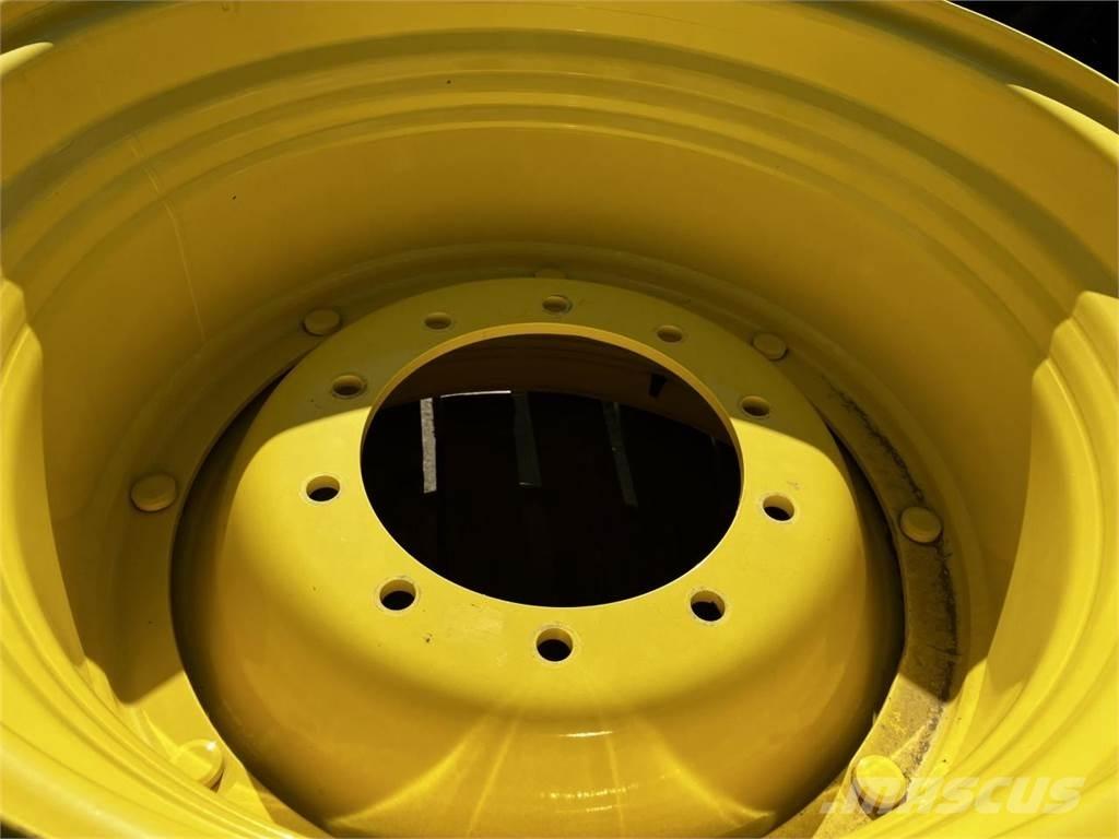 John Deere 20x30 Riepas, riteņi un diski