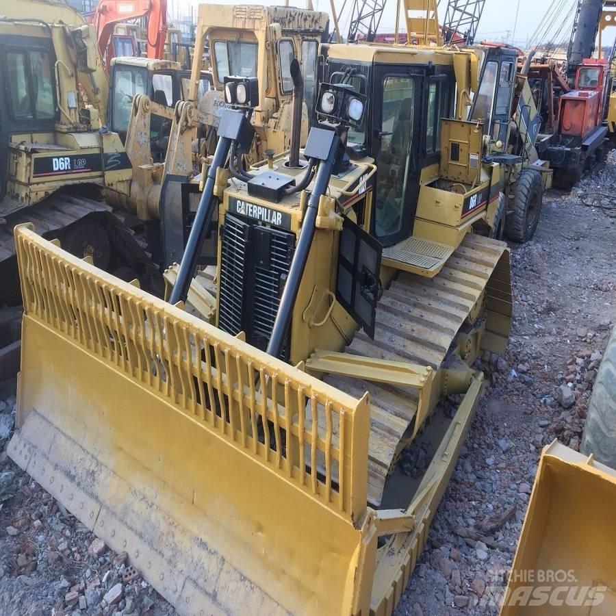 CAT D6R Kāpurķēžu buldozeri