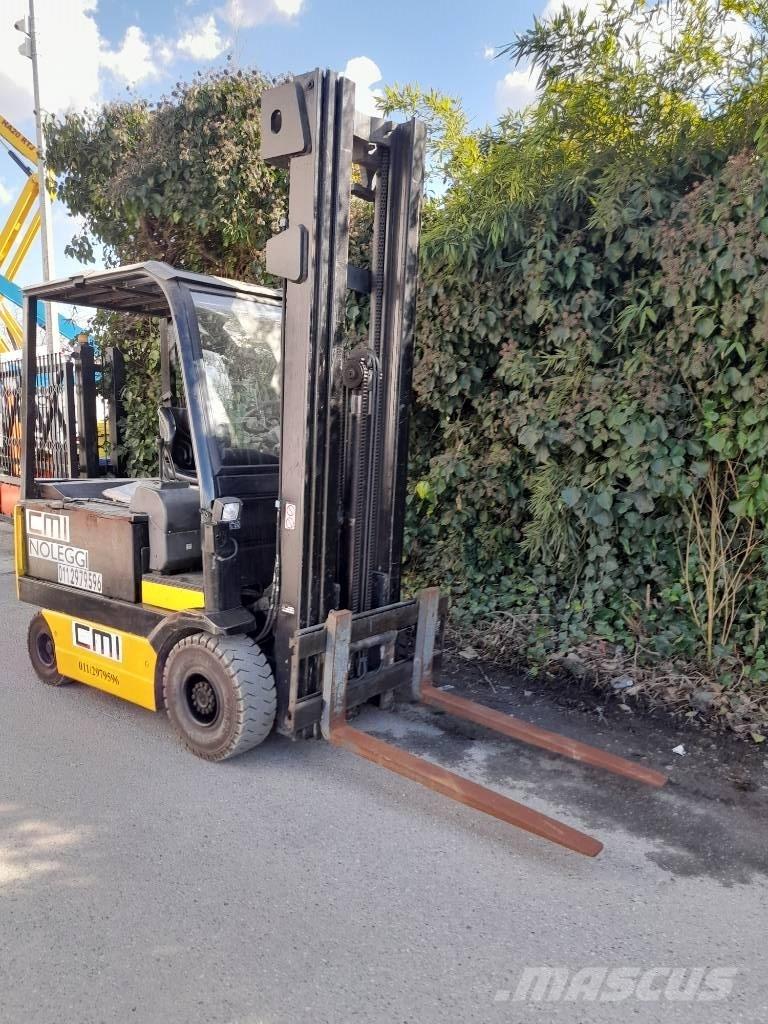 OM E 25 C Elektriskie iekrāvēji