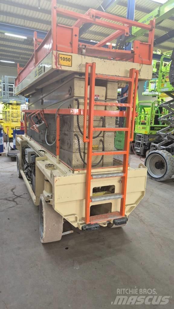 JLG Liftlux 180-12 Šķerveida pacēlāji