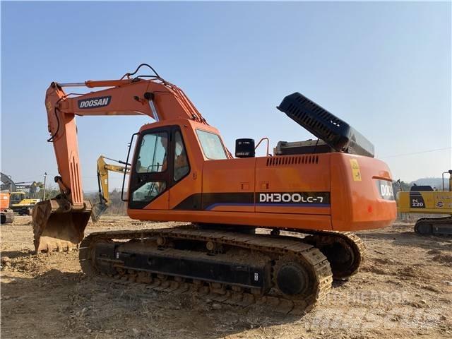 Doosan DH300 Kāpurķēžu ekskavatori