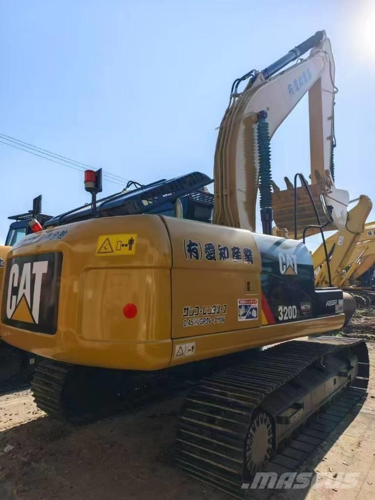 CAT 320 D Kāpurķēžu ekskavatori