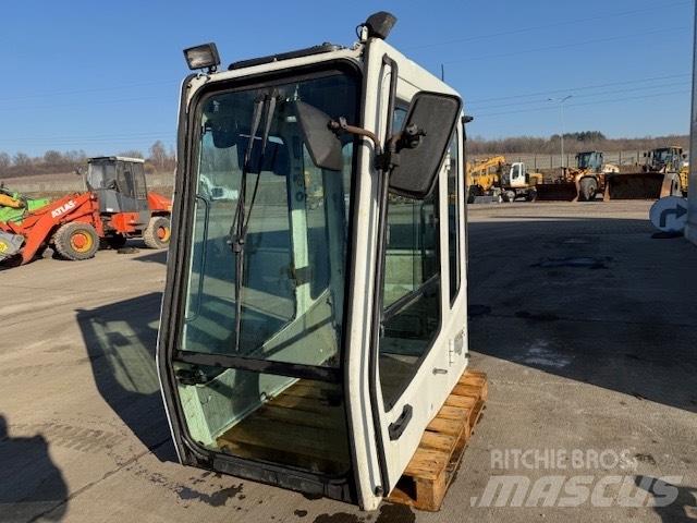 Liebherr SERIA B CAB Kabīnes un interjers