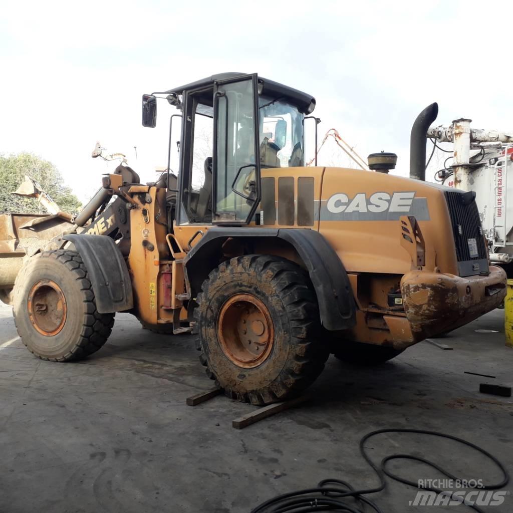 CASE 721 E XT Iekrāvēji uz riteņiem