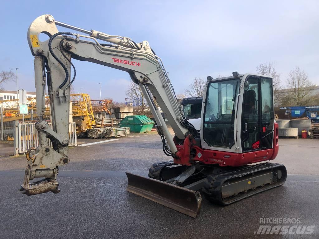 Takeuchi TB 370 Vidēja lieluma ekskavatori 7 t - 12 t