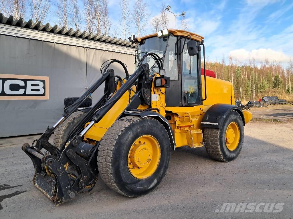 JCB 416S Iekrāvēji uz riteņiem