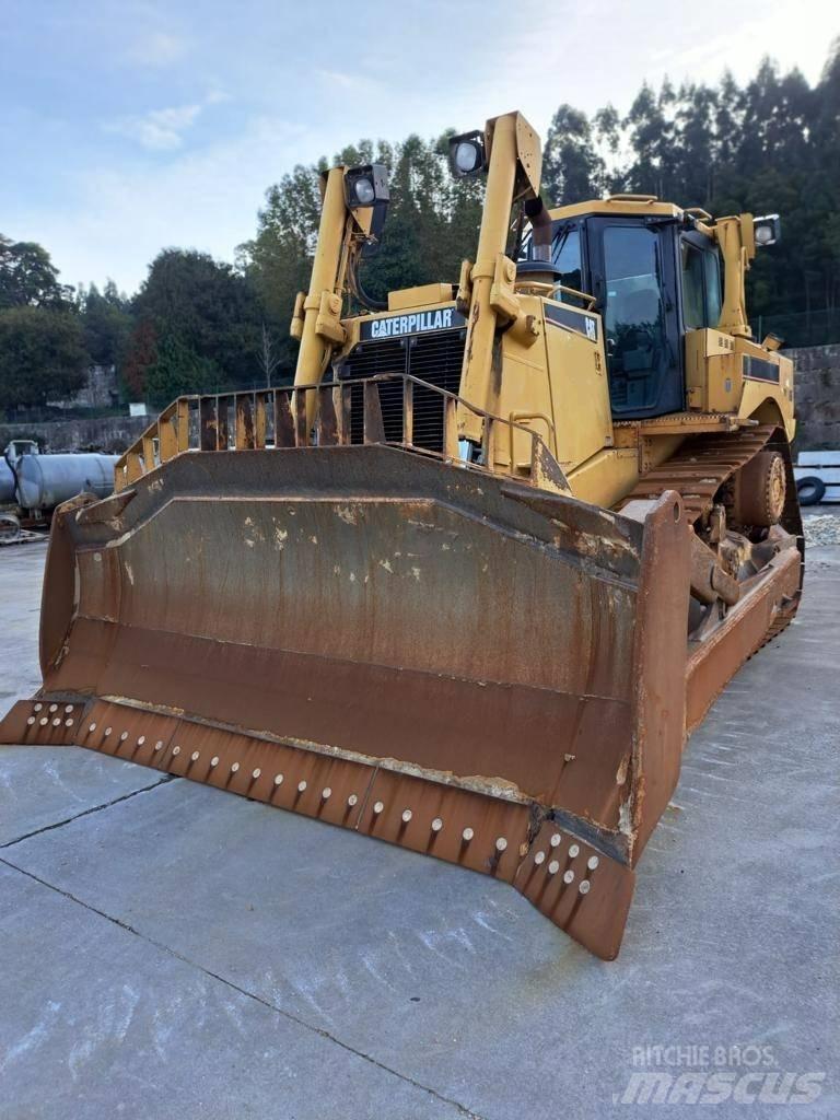 CAT D 8 T Kāpurķēžu buldozeri