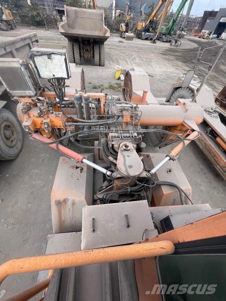 Kamag heavy carrier Tehnika ar dīzeļa dzinēju