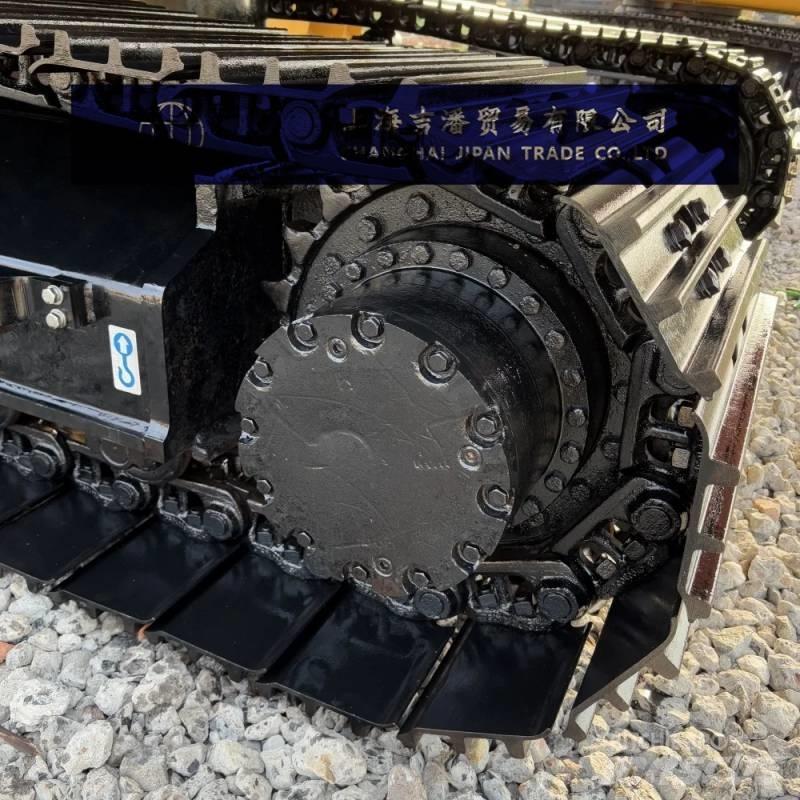 Hitachi ZX 200 Kāpurķēžu ekskavatori