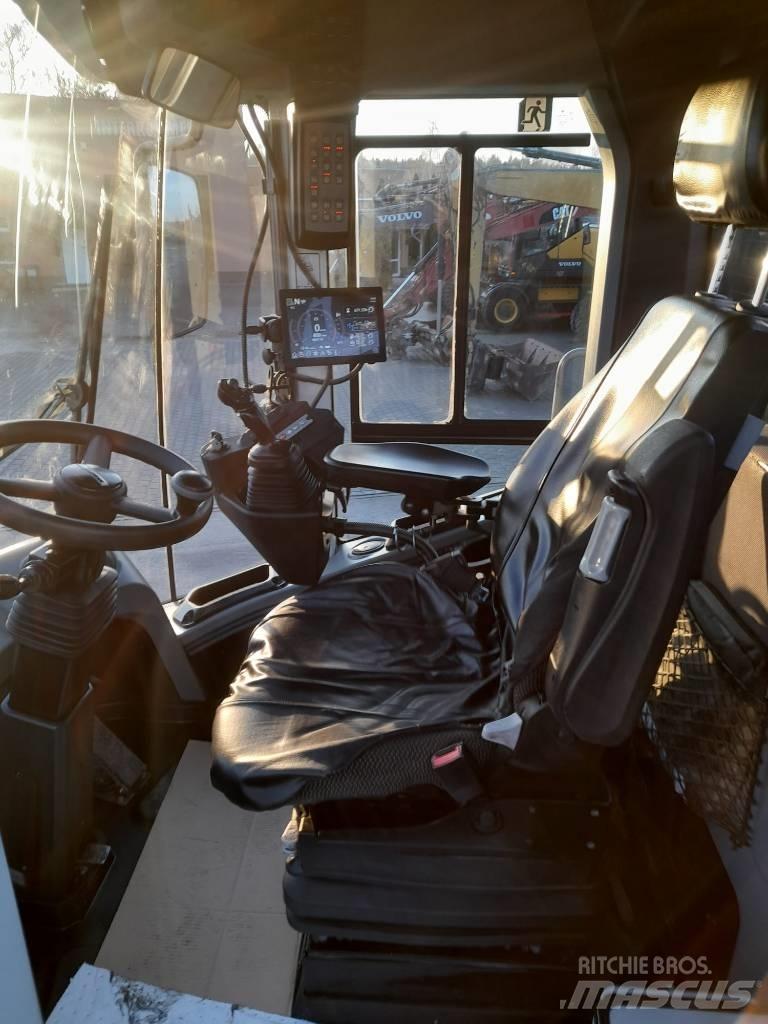 Liebherr L 550 Iekrāvēji uz riteņiem