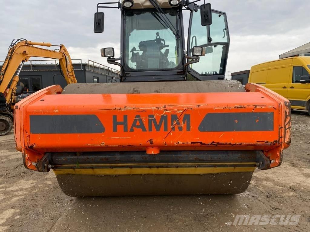 Hamm H 16 i Vienvalča grunts veltņi
