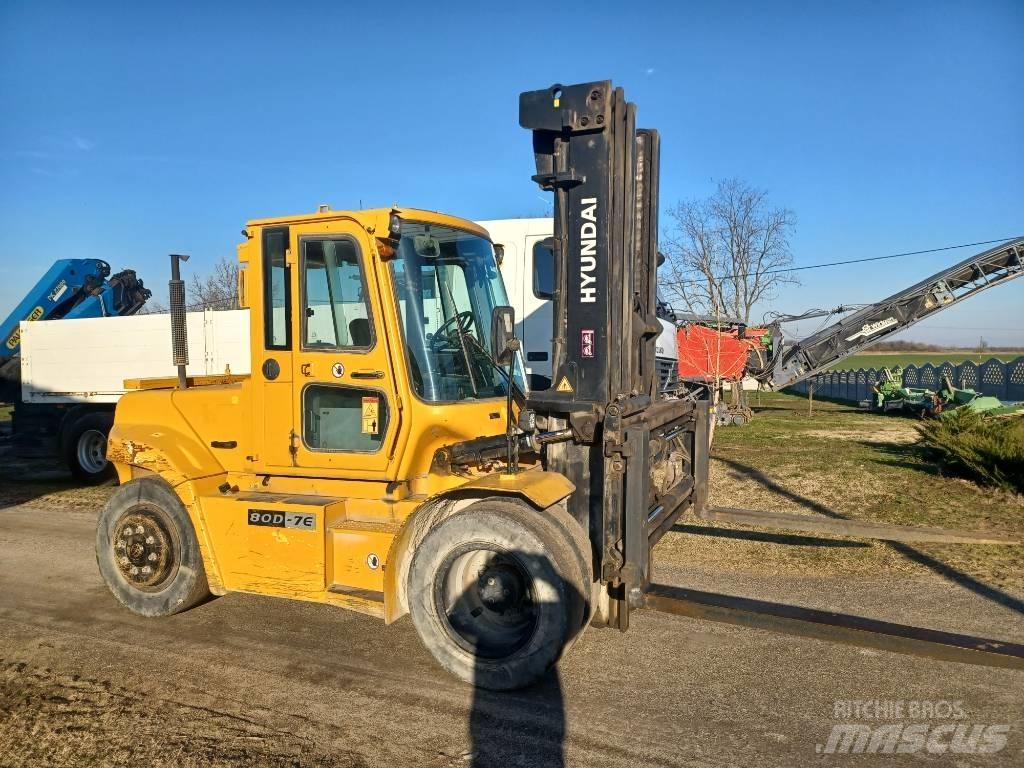 Hyundai 80 D-7 E Tehnika ar dīzeļa dzinēju