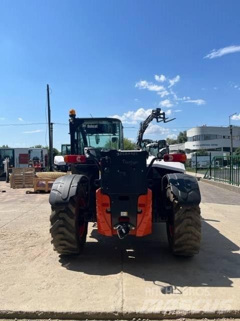 Bobcat TL38.70HF Teleskopiskie manipulatori