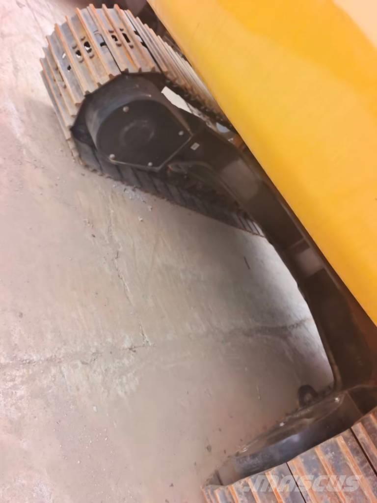 CAT 323 GC Kāpurķēžu ekskavatori