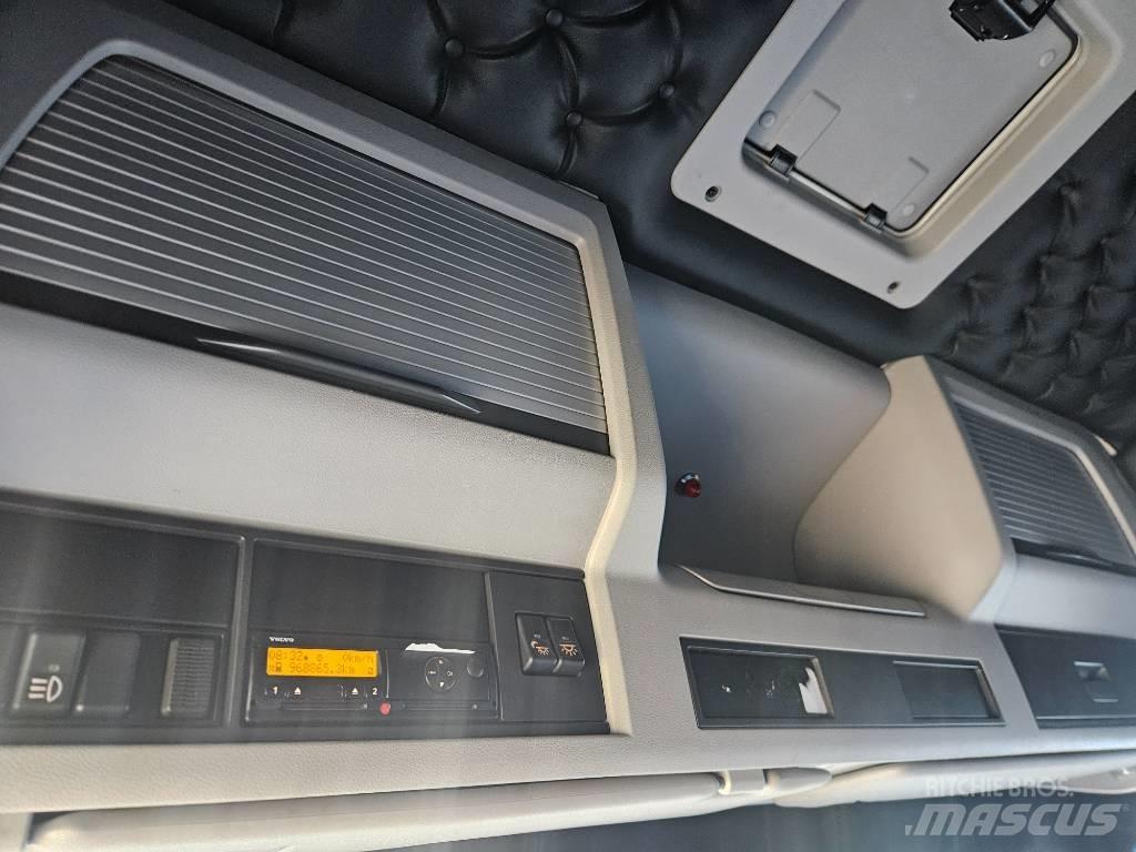 Volvo FM11 Furgons