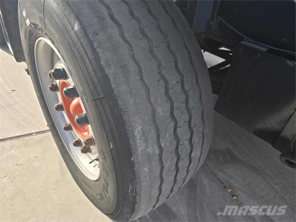  [div] DAF TT2100DH Terminālie traktori