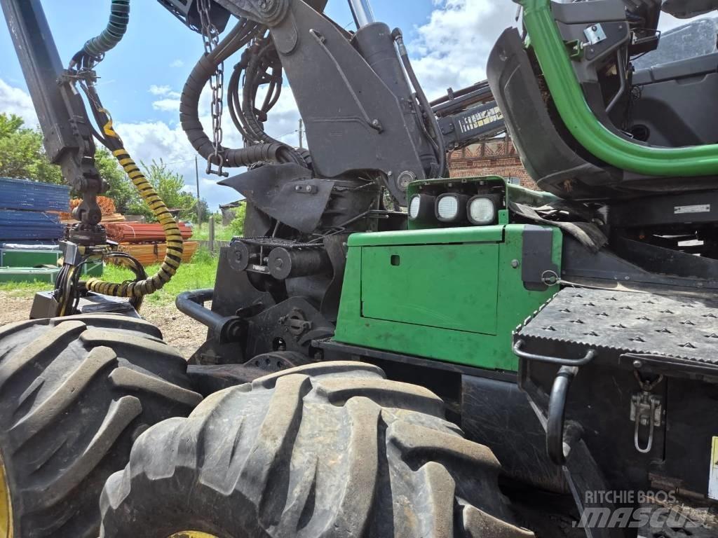 John Deere 1170 E Harvesteri