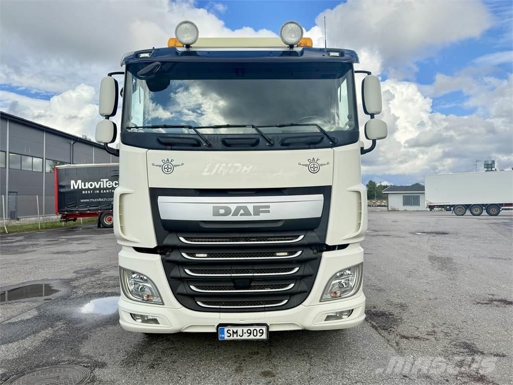 DAF XF 510 6X2 FAN Treileri ar āķi