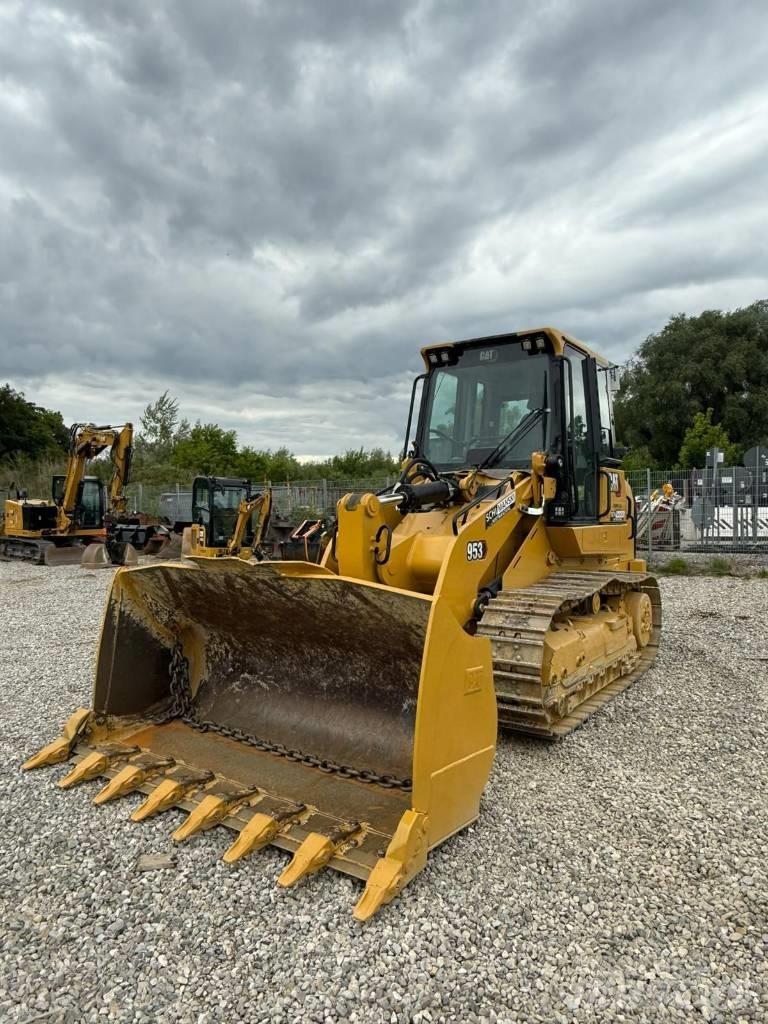 CAT 953 - 12 Kāpurķēžu iekrāvēji