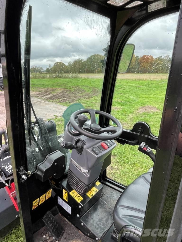 Kubota RT220-2e Iekrāvēji uz riteņiem
