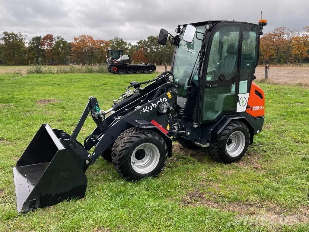 Kubota RT220-2e Iekrāvēji uz riteņiem
