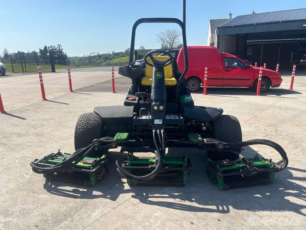 John Deere 3235C Golfa tehnika