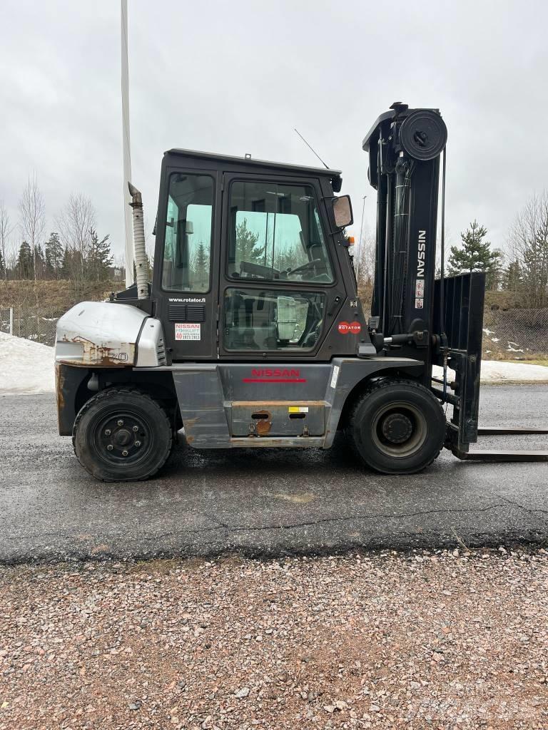 Nissan L1 F6 F70 Y Tehnika ar dīzeļa dzinēju