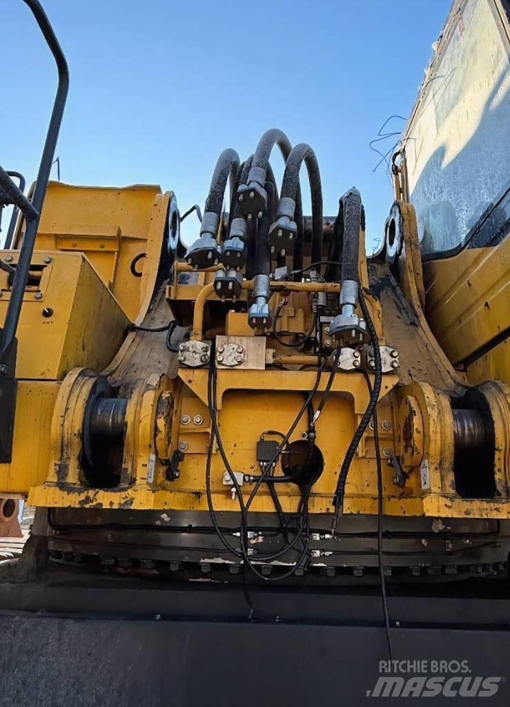 Komatsu PC 1250 -11EO Kāpurķēžu ekskavatori