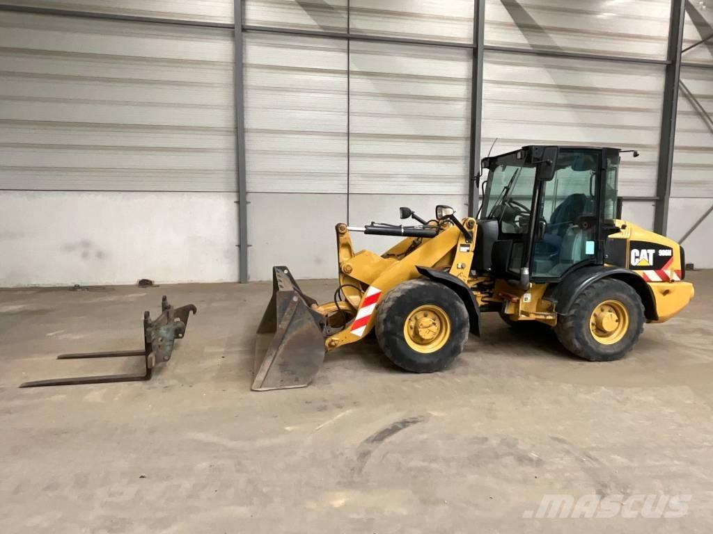 CAT 906 H Iekrāvēji uz riteņiem