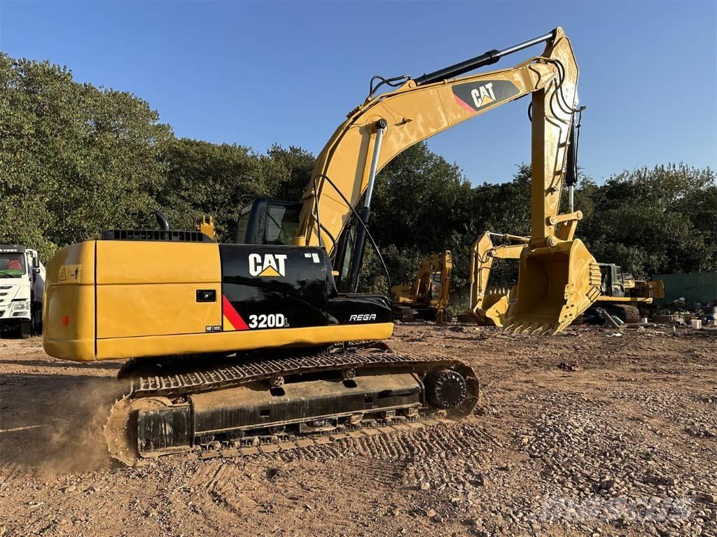 CAT 320D Kāpurķēžu ekskavatori