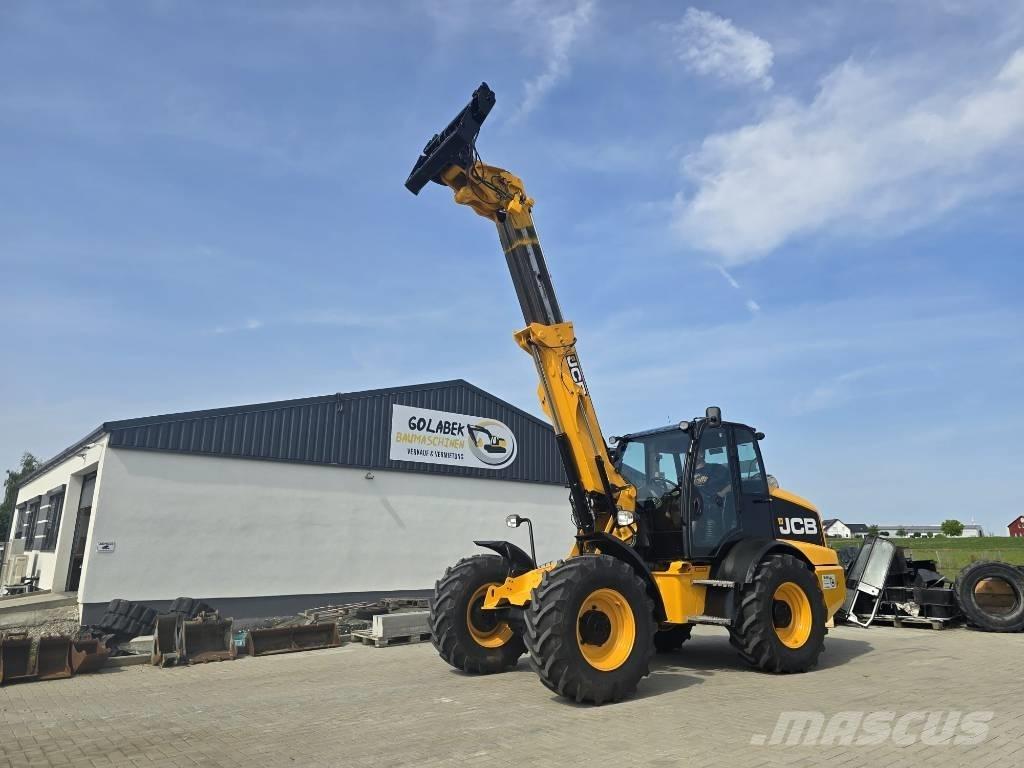 JCB TM 320 WM Teleskopiskie manipulatori
